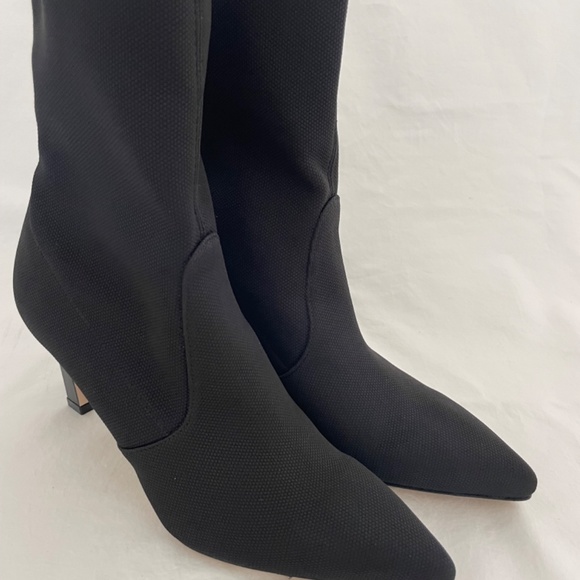 Stuart Weitzman Rapture booties size 8.5 - Picture 4 of 10